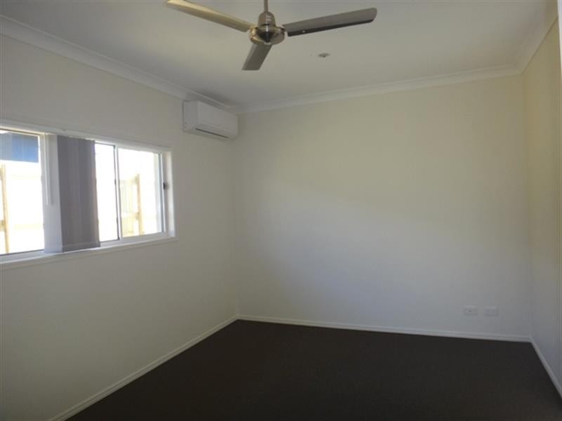 14 Hasemann Cres, Upper Coomera QLD 4209