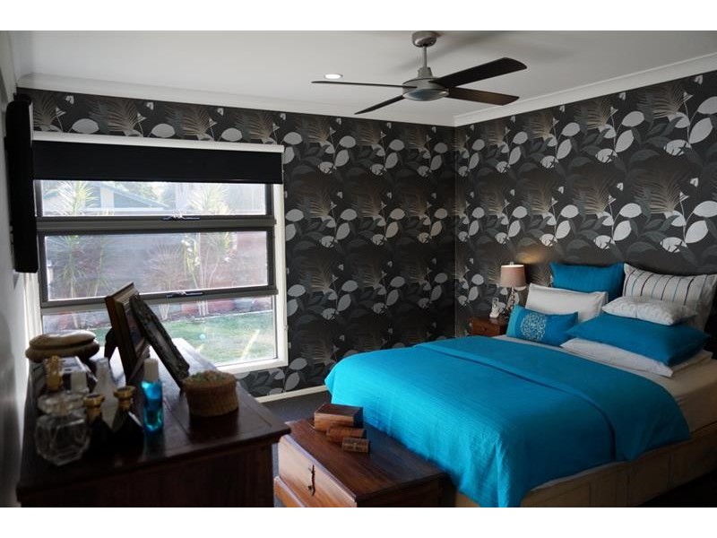 9 Ashgrove Ave, Runaway Bay QLD 4216