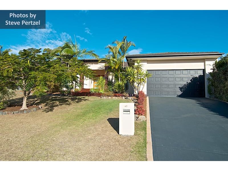 43 Arun Dr, Arundel QLD 4214