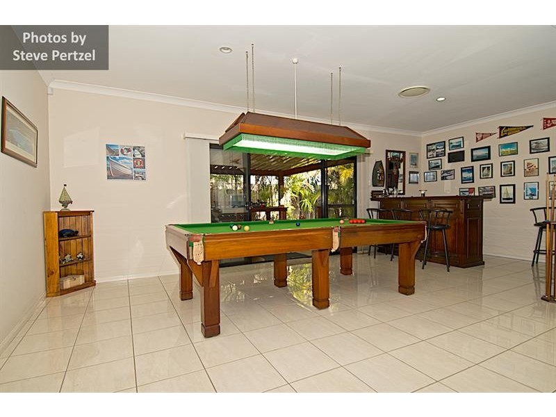 43 Arun Dr, Arundel QLD 4214