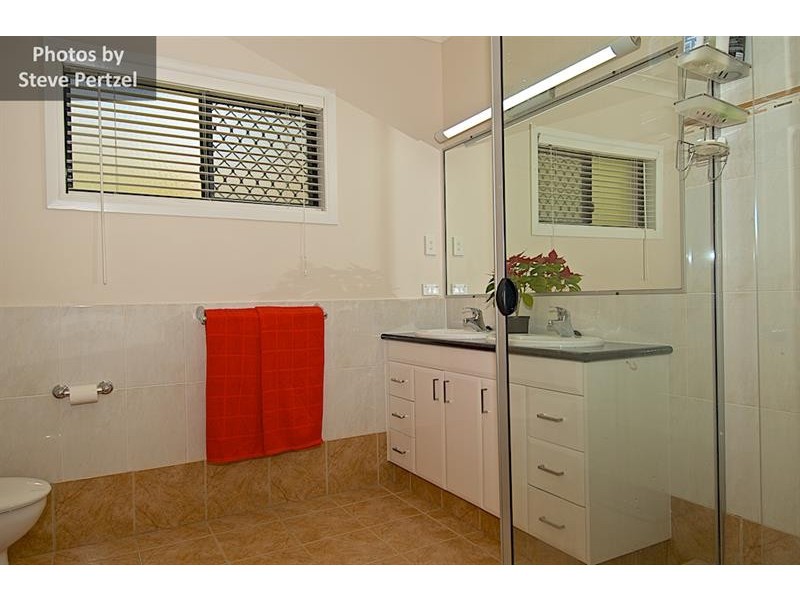 43 Arun Dr, Arundel QLD 4214