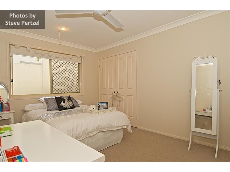 45 Canada Pl, Arundel QLD 4214