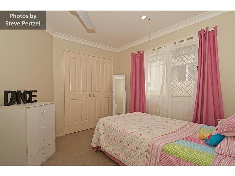 45 Canada Pl, Arundel QLD 4214