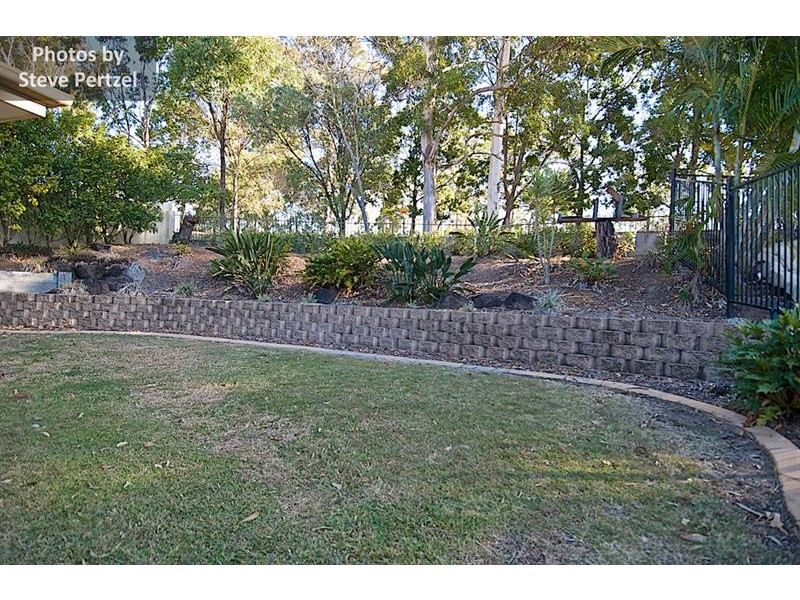 45 Canada Pl, Arundel QLD 4214