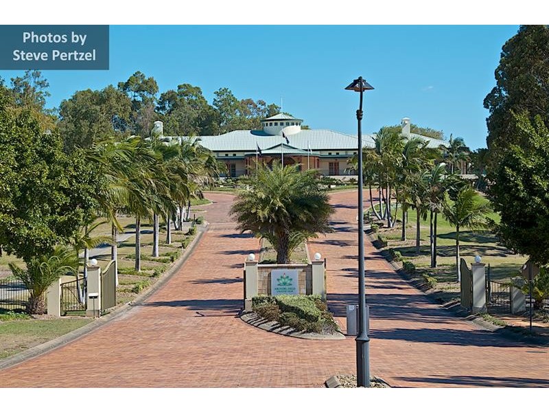 45 Canada Pl, Arundel QLD 4214