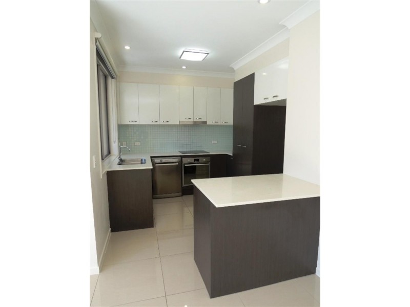 3/79 Falconer St, Southport QLD 4215