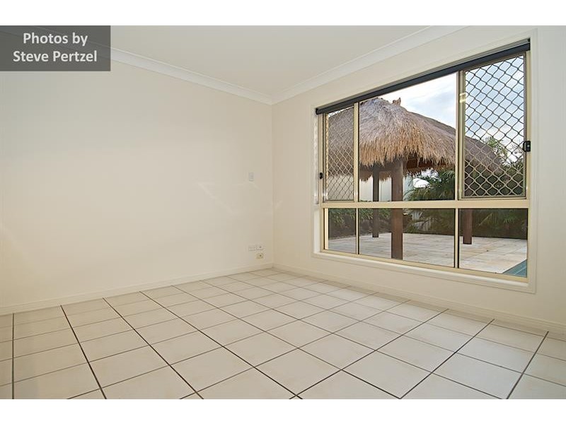 62 Tiger Dr, Arundel QLD 4214