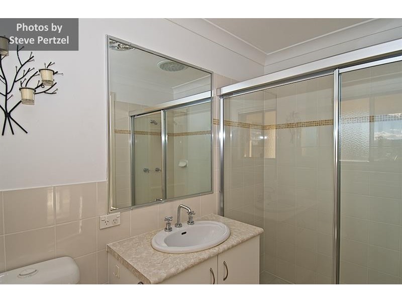 62 Tiger Dr, Arundel QLD 4214