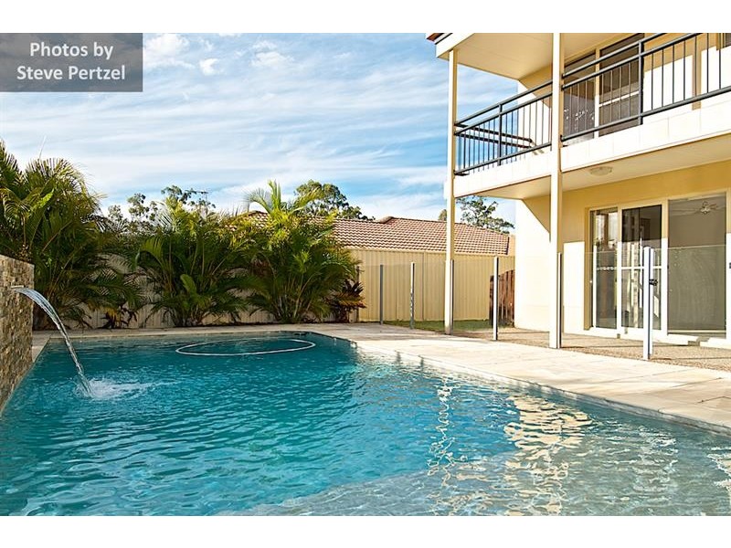 62 Tiger Dr, Arundel QLD 4214