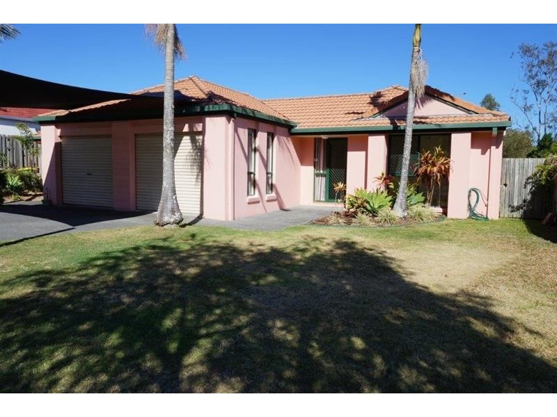 2/130 Greenacre Dr, Parkwood QLD 4214