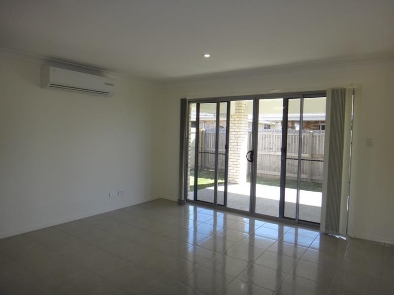 64 Damian Leeding Way, Upper Coomera QLD 4209
