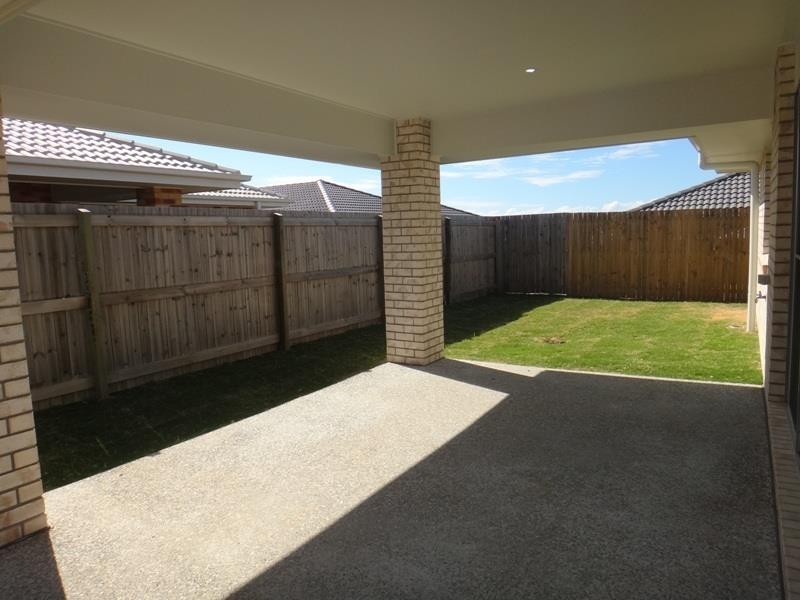 64 Damian Leeding Way, Upper Coomera QLD 4209