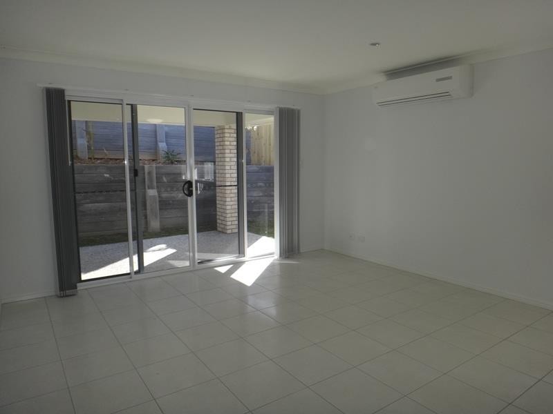 50 Damian Leeding Way, Upper Coomera QLD 4209
