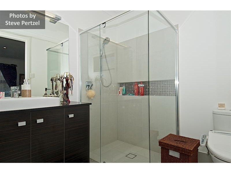 24 Riverbreeze  Cres, Maudsland QLD 4210