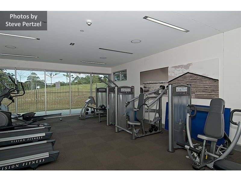 24 Riverbreeze  Cres, Maudsland QLD 4210