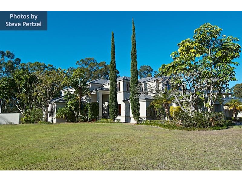 26 Fitzalan Cct, Arundel QLD 4214