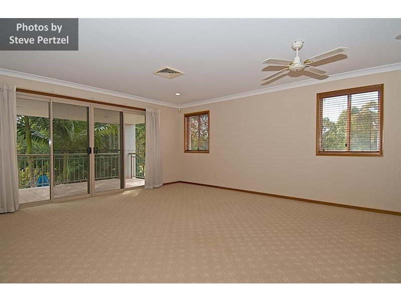 26 Fitzalan Cct, Arundel QLD 4214