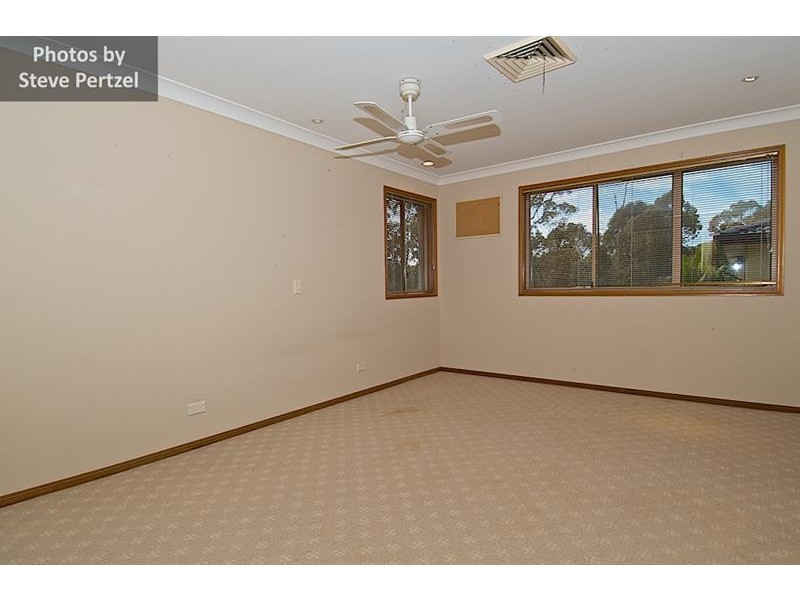 26 Fitzalan Cct, Arundel QLD 4214