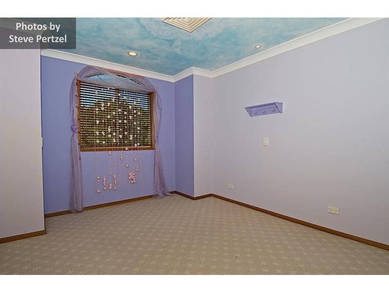 26 Fitzalan Cct, Arundel QLD 4214
