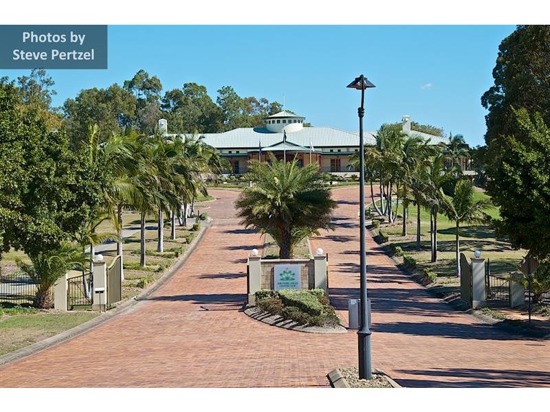 26 Fitzalan Cct, Arundel QLD 4214