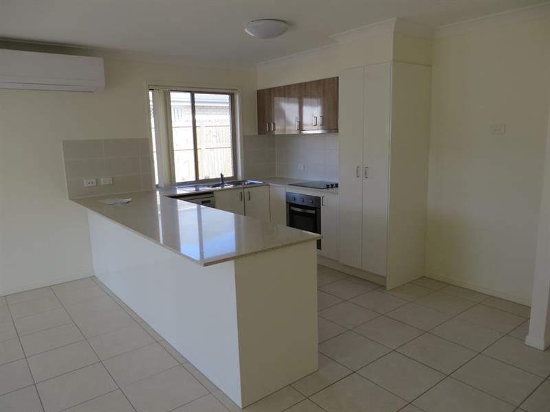 4 Joanne Ct, Gleneagle QLD 4285