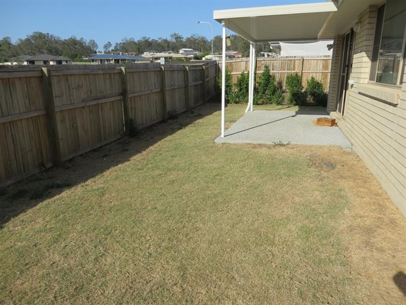 4 Joanne Ct, Gleneagle QLD 4285