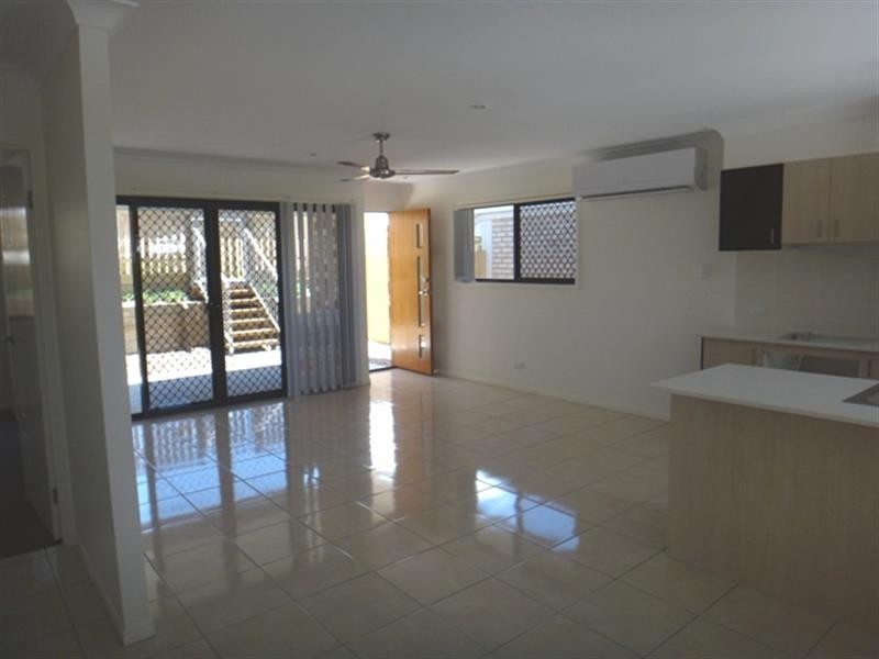 45 Damian Leeding Way, Upper Coomera QLD 4209