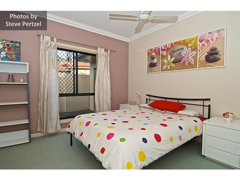 7 Selsey  Ct, Arundel QLD 4214