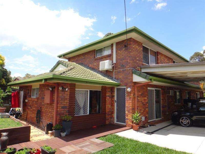 1/80 Broad St, Labrador QLD 4215