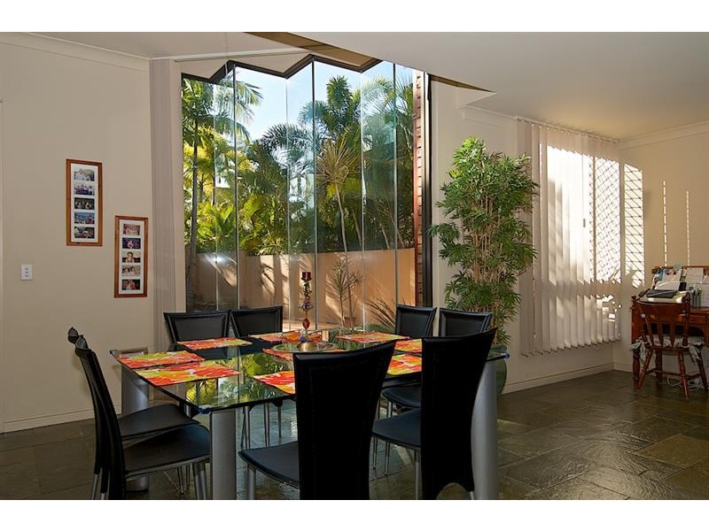 26 Ben Hogan Cres, Parkwood QLD 4214