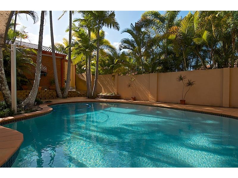 26 Ben Hogan Cres, Parkwood QLD 4214