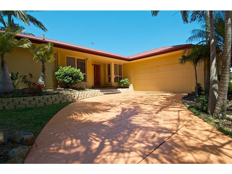 29 Open Dr, Arundel QLD 4214