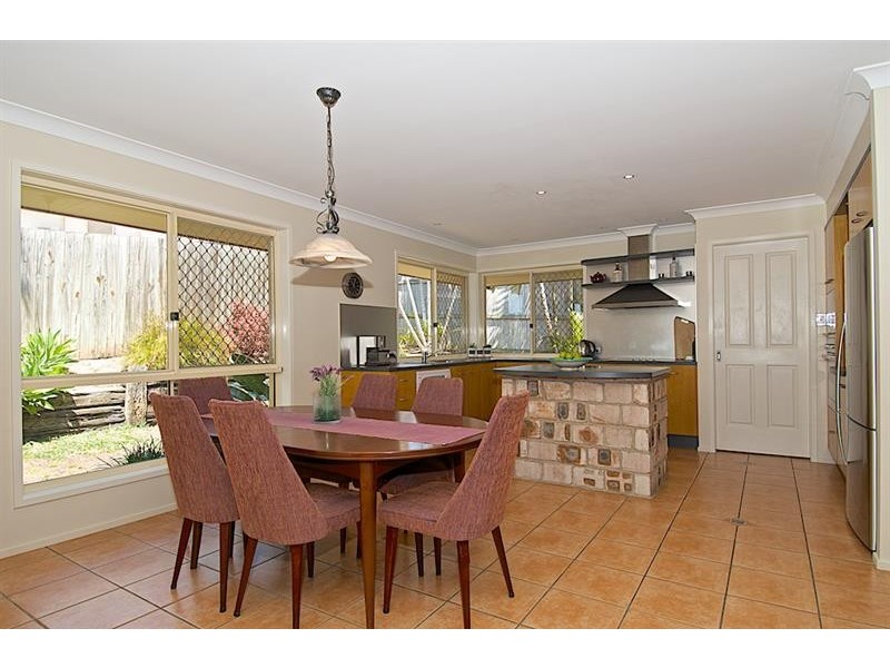 29 Open Dr, Arundel QLD 4214