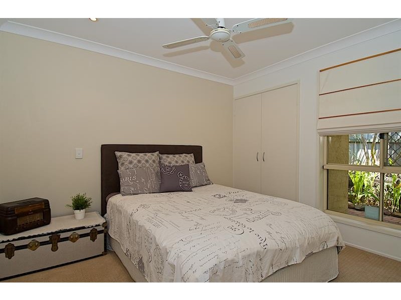 29 Open Dr, Arundel QLD 4214