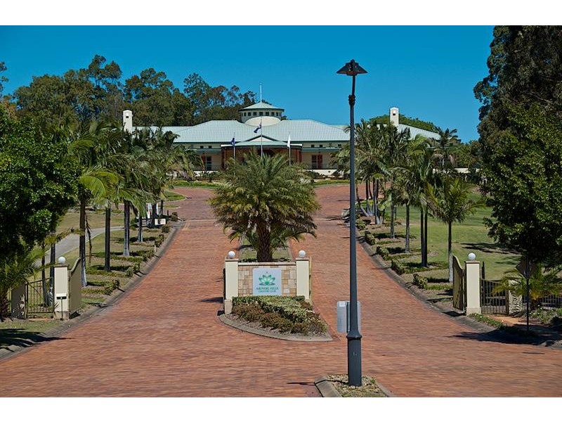 16 Waterwood Ct, Arundel QLD 4214