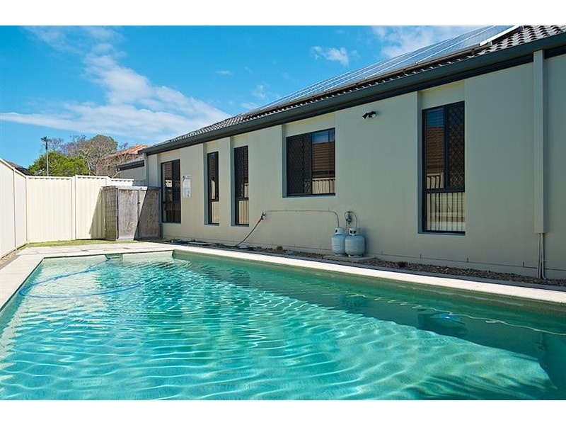 118 Christina Ryan Way, Arundel QLD 4214