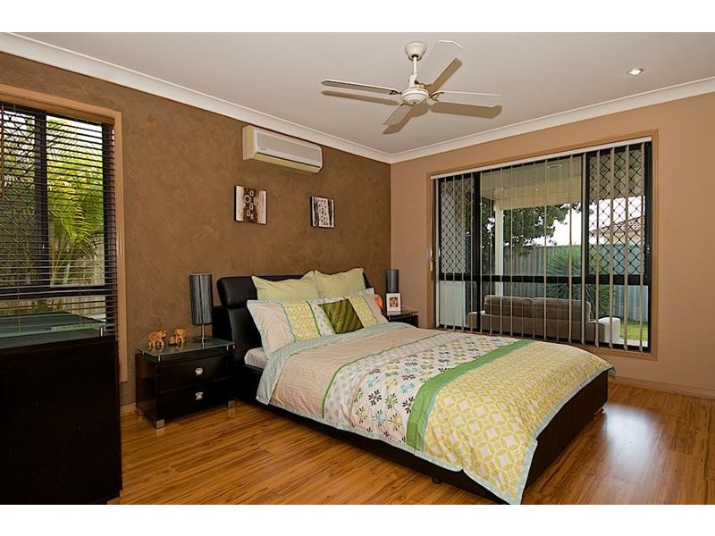 118 Christina Ryan Way, Arundel QLD 4214