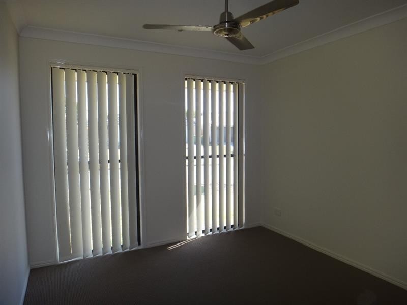 33 Hasemann Cres, Upper Coomera QLD 4209