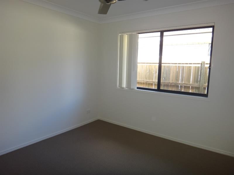33 Hasemann Cres, Upper Coomera QLD 4209