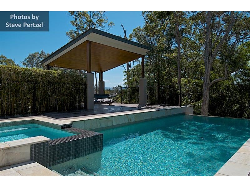 11A Uplands Dr, Parkwood QLD 4214