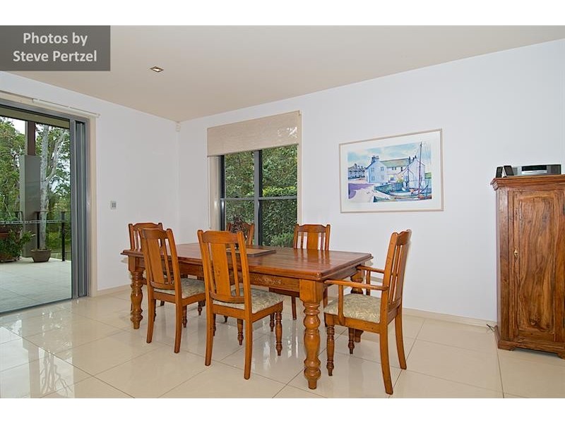 11A Uplands Dr, Parkwood QLD 4214