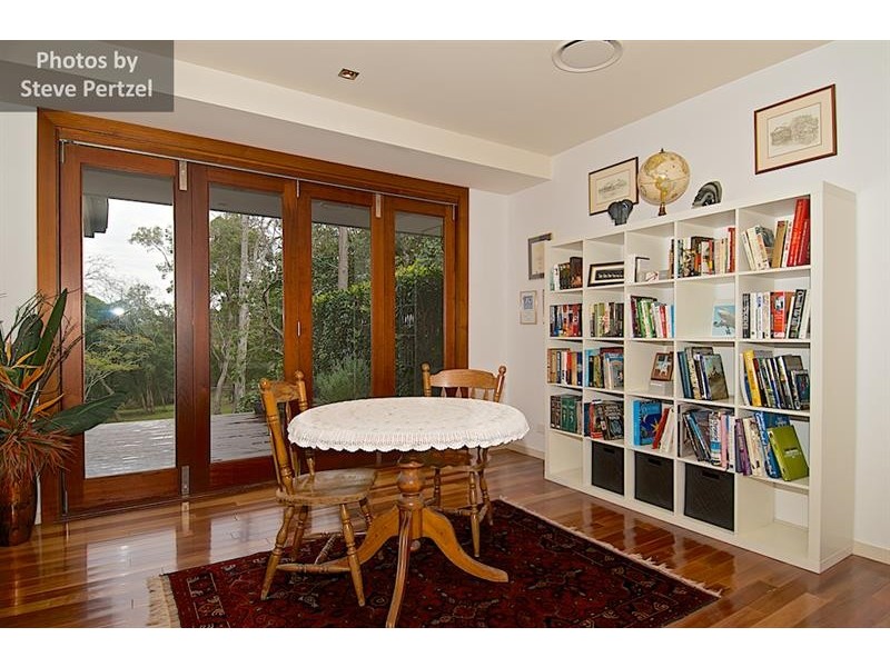 11A Uplands Dr, Parkwood QLD 4214