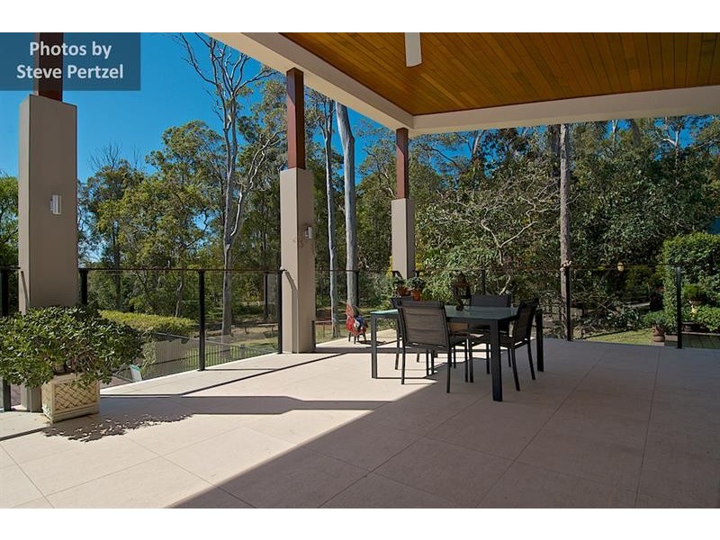 11A Uplands Dr, Parkwood QLD 4214