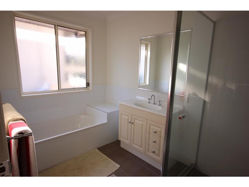 6 Yantara Cl, Ormeau QLD 4208