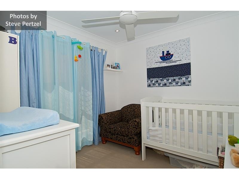 69 Arnold Palmer Dr, Parkwood QLD 4214