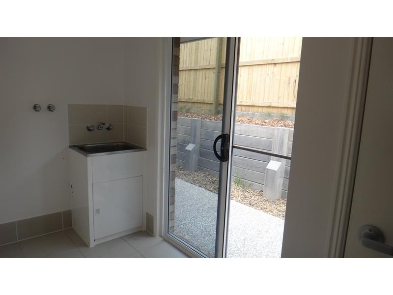72 Damian Leeding Way, Upper Coomera QLD 4209