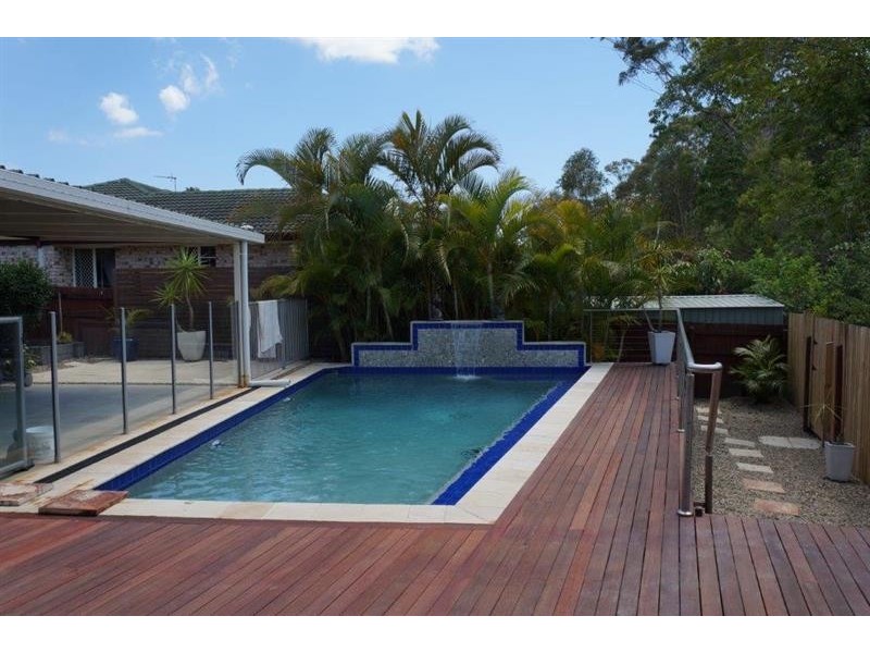 123 Henry Cotton Dr, Parkwood QLD 4214