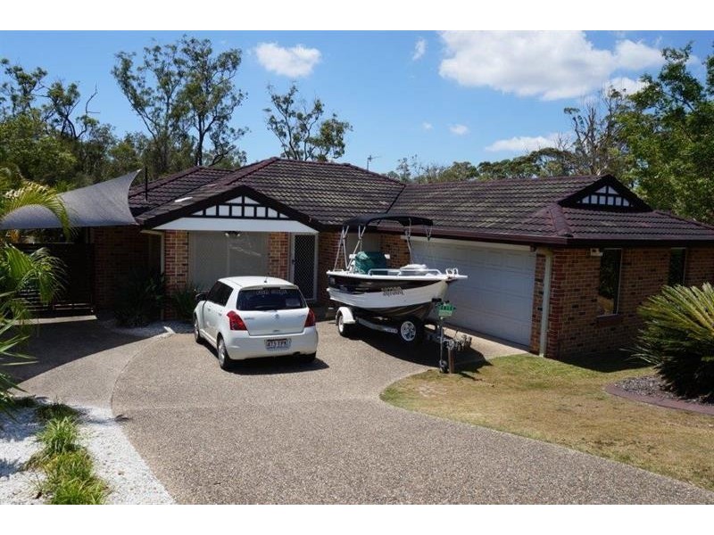 123 Henry Cotton Dr, Parkwood QLD 4214