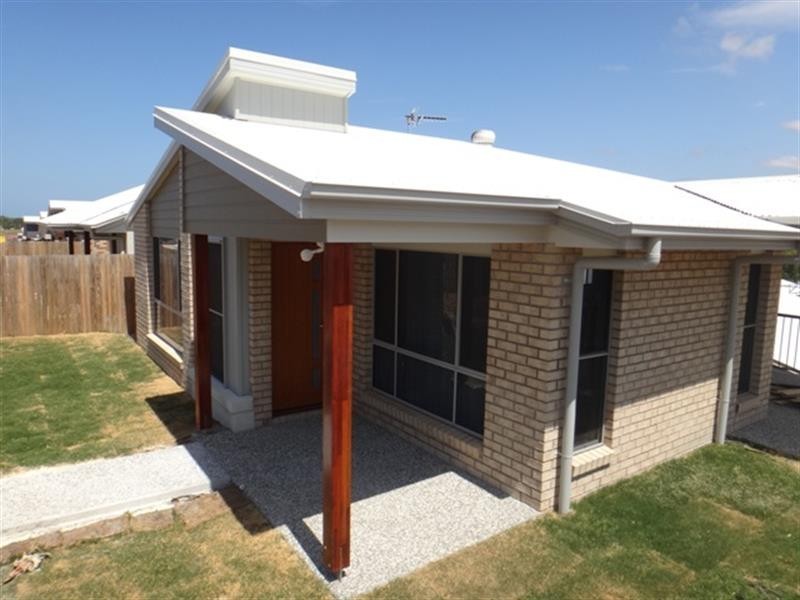 55 Damian Leeding  Way, Upper Coomera QLD 4209