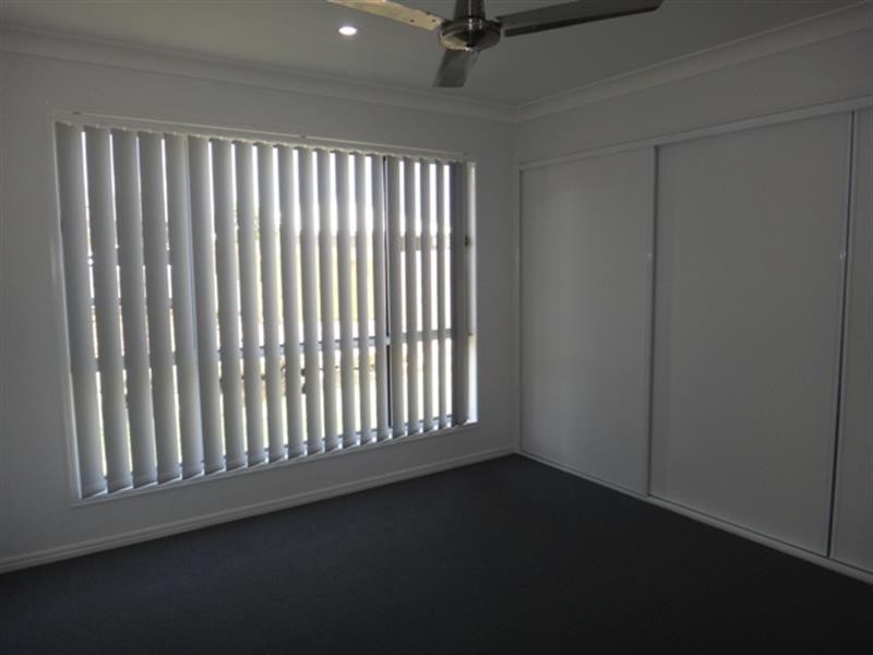 55 Damian Leeding  Way, Upper Coomera QLD 4209